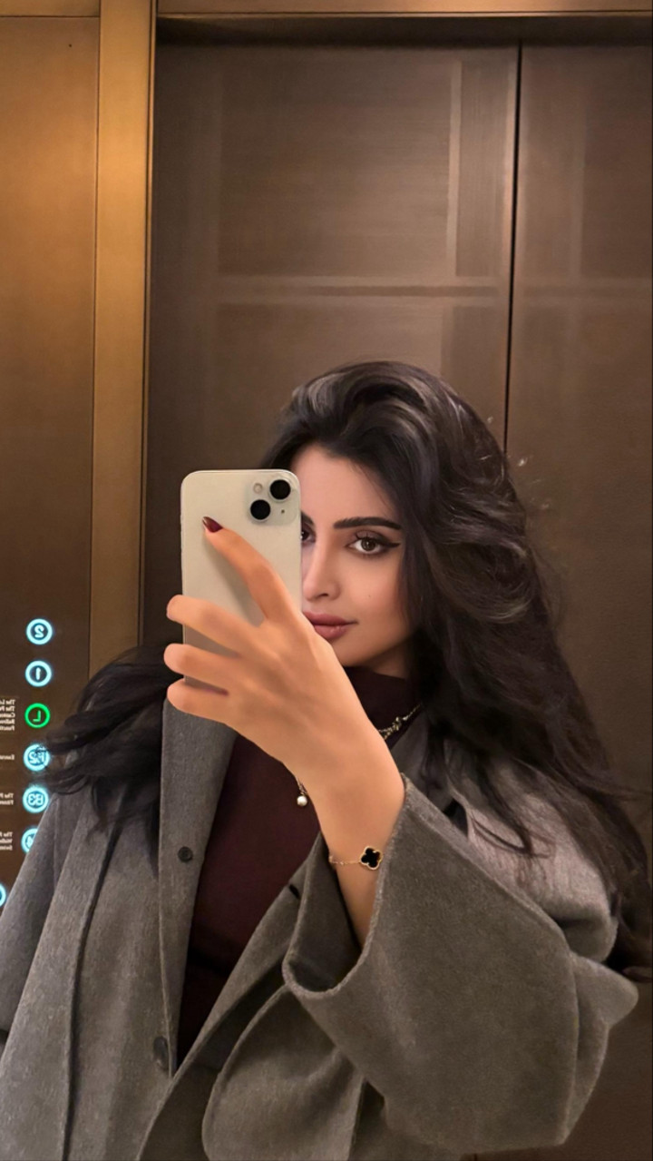 محتوى سناب شات لـ الجوهرة السبيعي في باريس 🇫🇷?