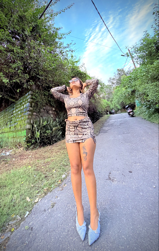 vanshika_tha858