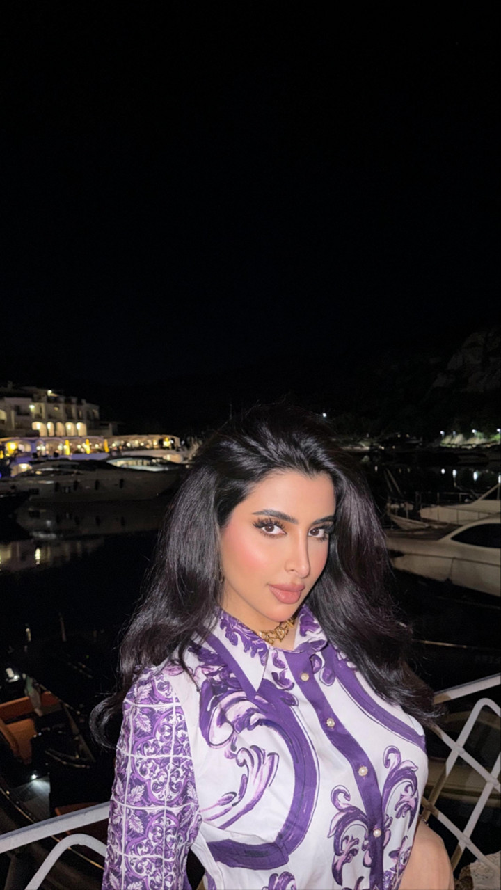 محتوى سناب شات لـ الجوهرة السبيعي في باريس 🇫🇷?