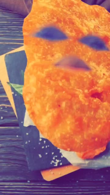 Preview for a Spotlight video that uses the Nugget Face Lens