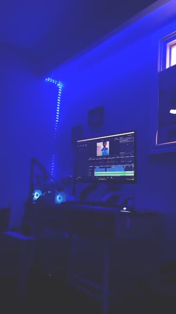 Preview for a Spotlight video that uses the Vader Lens