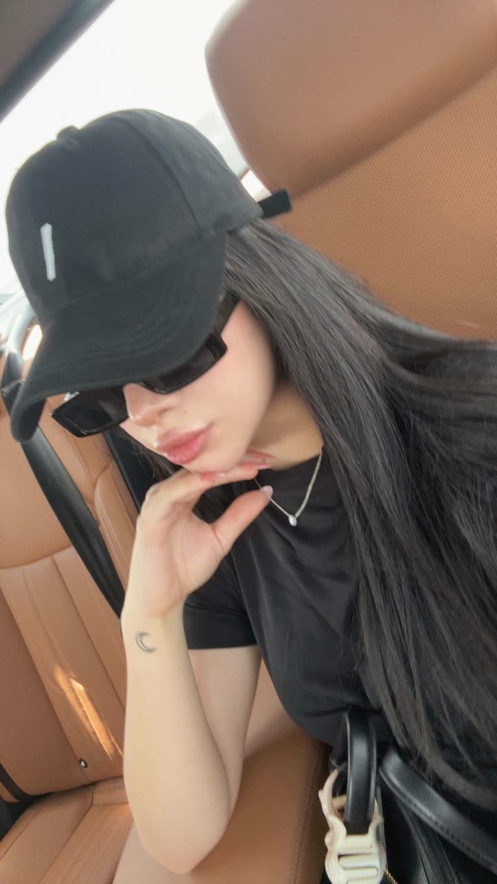 محتوى سناب شات لـ قمر الطائي 🇮🇶🇦🇪