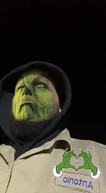 Preview for a Spotlight video that uses the Grinch Lens