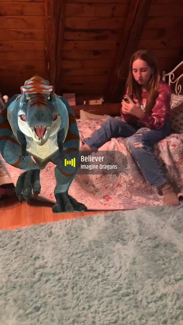 Preview for a Spotlight video that uses the 3D dinosaur Lens