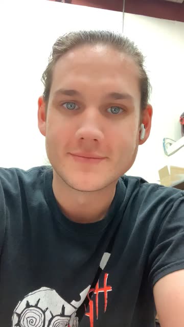 Preview for a Spotlight video that uses the SYMMETRY Lens