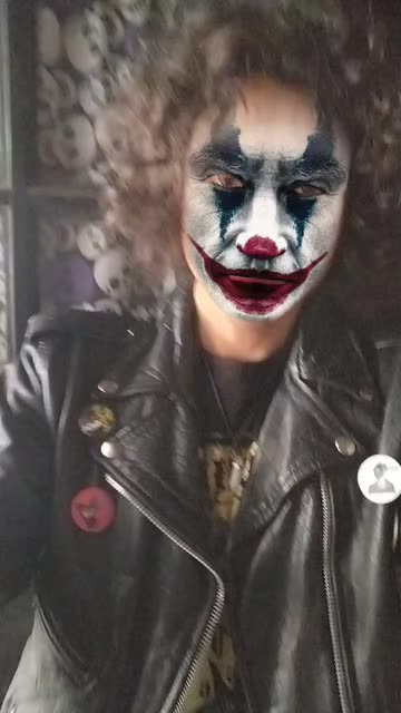 Preview for a Spotlight video that uses the Joker Lens