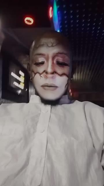 Preview for a Spotlight video that uses the white drawing Lens