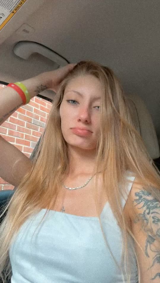 linda.oakley
