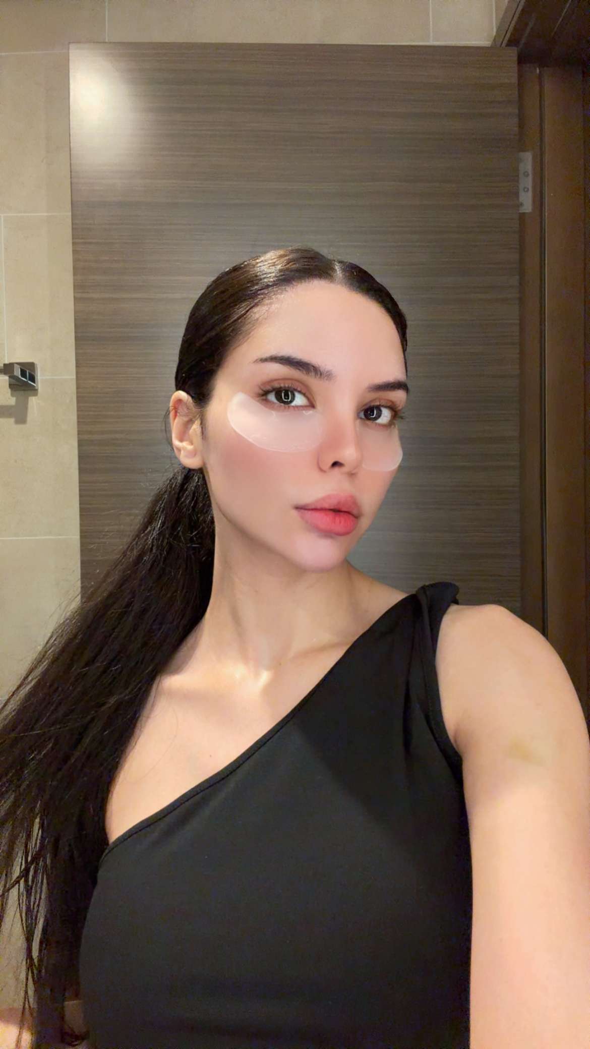 محتوى سناب شات لـ فرح رازم في دبي 🇦🇪
