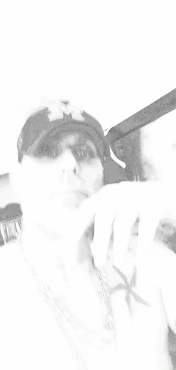 Preview for a Spotlight video that uses the Pencil Sketch Lens