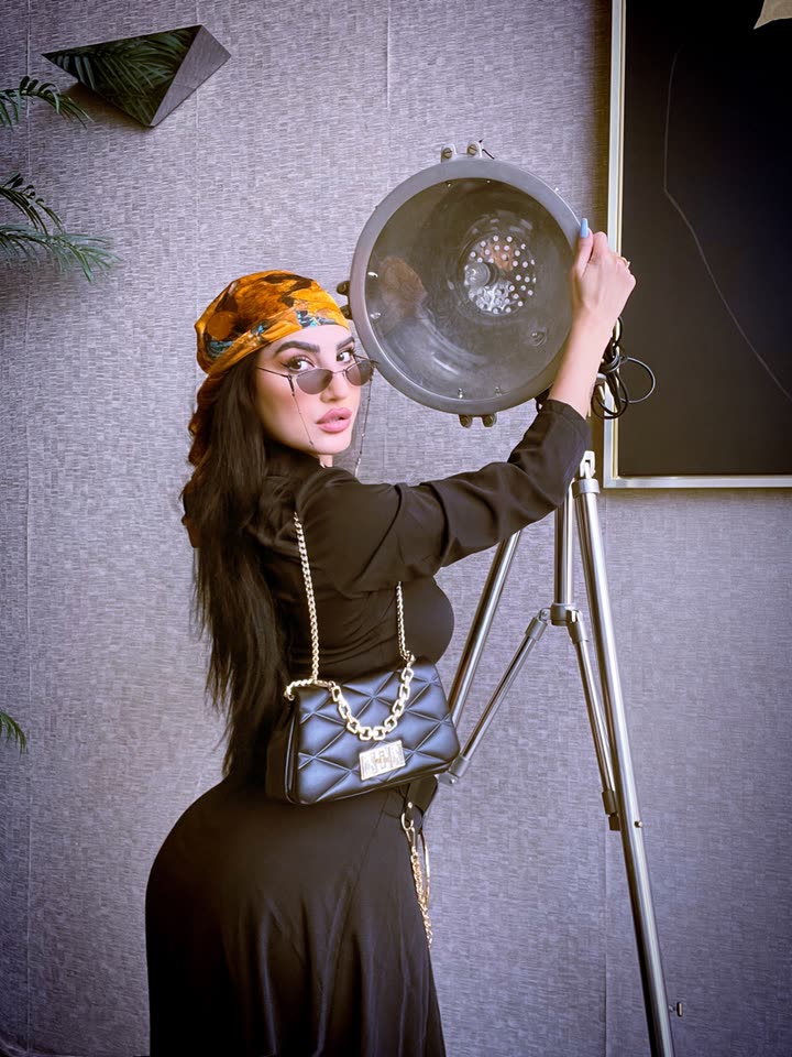 محتوى سناب شات لـ carole atieh