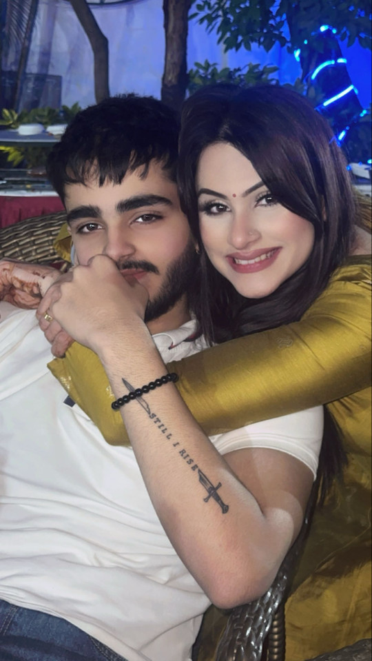 lavanyaluvi555