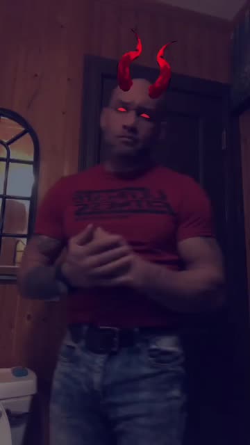 Preview for a Spotlight video that uses the Red Demon Lens