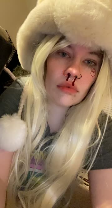 Preview for a Spotlight video that uses the bloody hk Lens