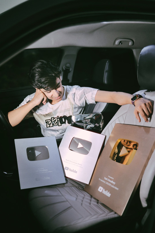 mr_yashuuu09