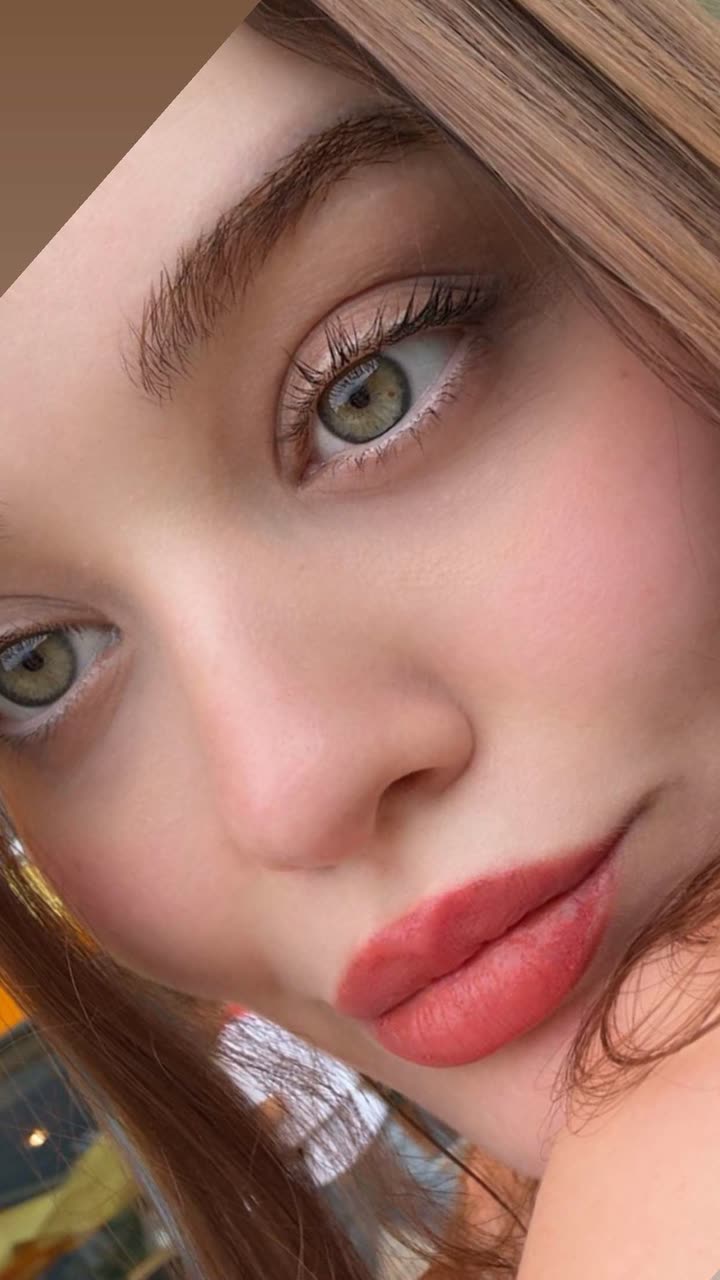 محتوى سناب شات لـ Rasha Malek