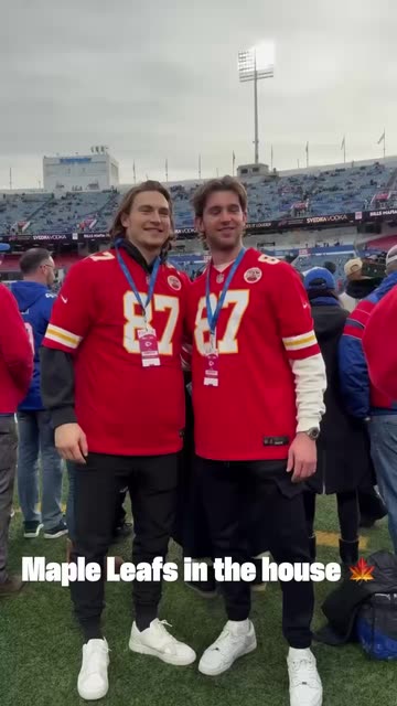 officialchiefs | SnapchatのSpotlight