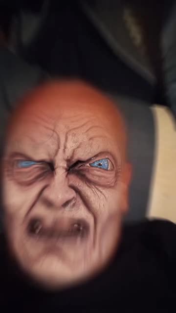 Preview for a Spotlight video that uses the Gollum Lens