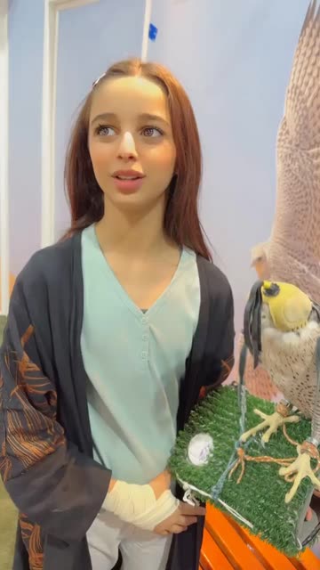 Preview for a Spotlight video that uses the Luna Lens