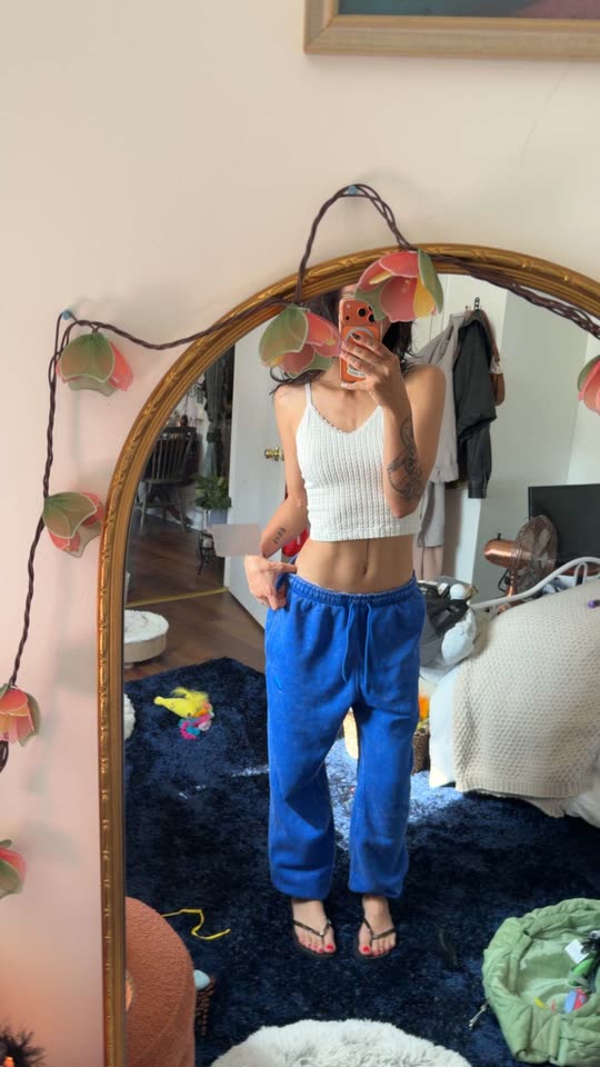 carlywrldxxx