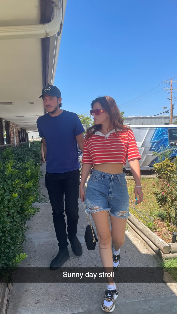 محتوى سناب شات لـ Bella Thorne