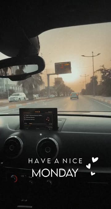 Preview for a Spotlight video that uses the DAYs Lens
