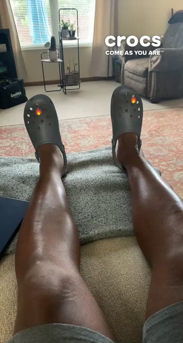 Preview for a Spotlight video that uses the Try On Crocs Lens