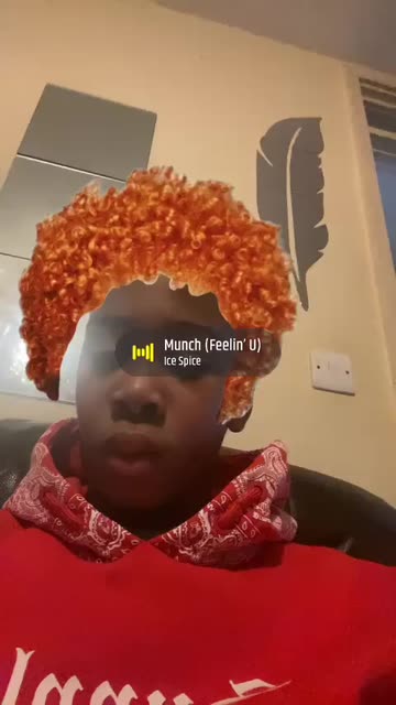 Preview for a Spotlight video that uses the Ice Spice Hair Lens