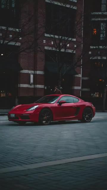 Preview for a Spotlight video that uses the Wallpapers PORSCHE Lens