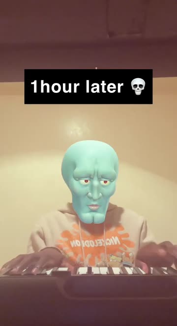 Preview for a Spotlight video that uses the Sexy Squidward Lens