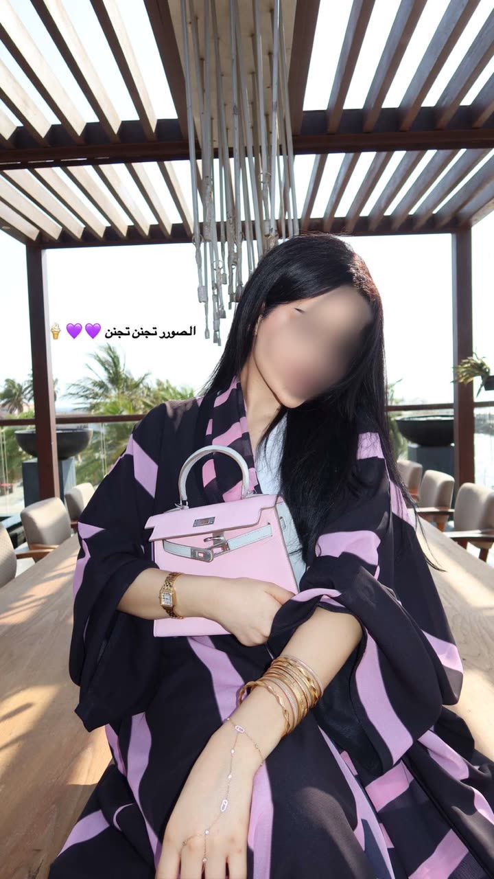 محتوى سناب شات لـ ام قمّر🍒.
