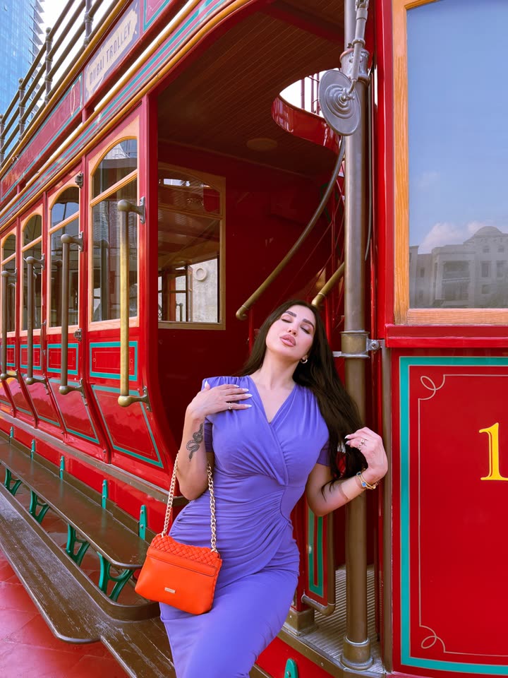 محتوى سناب شات لـ carole atieh