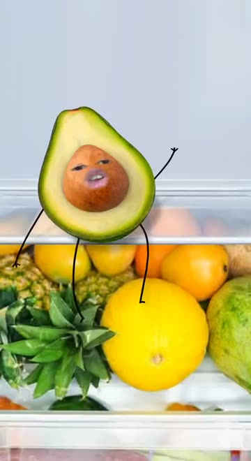 Preview for a Spotlight video that uses the Avocado Face Lens
