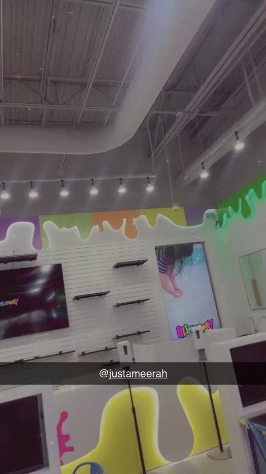 Jeddah Navalua(jeddahnavalua) เรื่องราว Snapchat ตลอดจน Spotlight และเลนส์