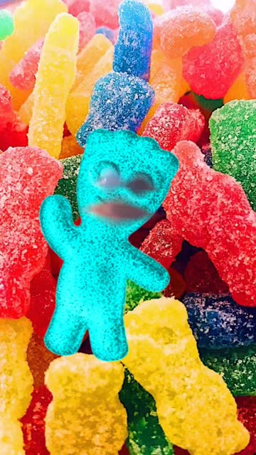 Preview for a Spotlight video that uses the Sour Patch Kids Lens