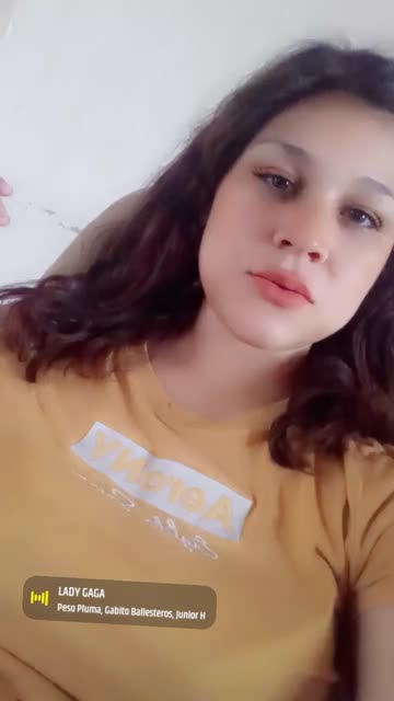 Preview for a Spotlight video that uses the Snow White Lens