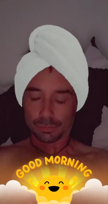 Preview for a Spotlight video that uses the Towel and Patches Lens