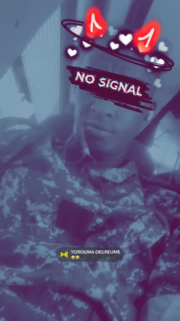 Preview for a Spotlight video that uses the NO SigNaL Lens