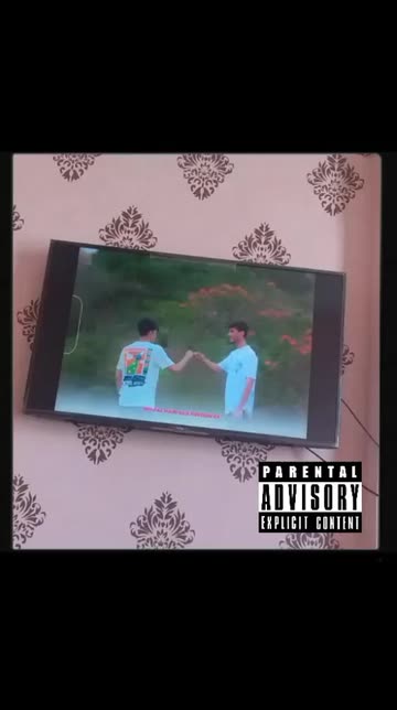 Preview for a Spotlight video that uses the Parental Advisory Lens