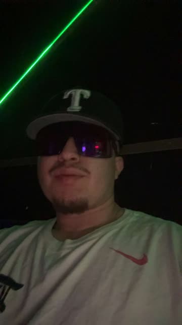 Chrislil Tweet Videos display picture 1
