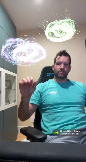 Preview for a Spotlight video that uses the Hand Portal Lens