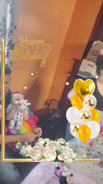 Preview for a Spotlight video that uses the Happy birthday Lens