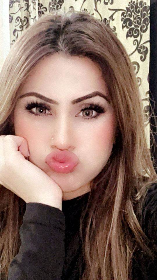 lavanyaluvi555