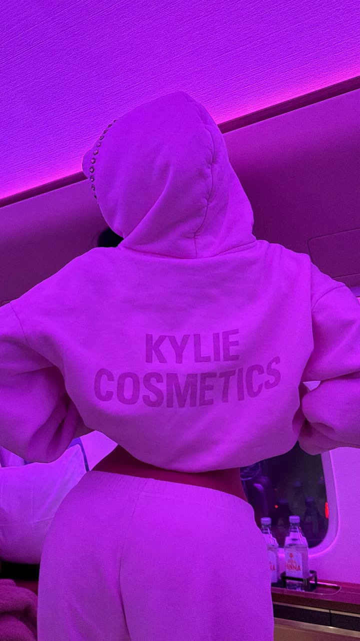 محتوى سناب شات لـ King Kylie 👑