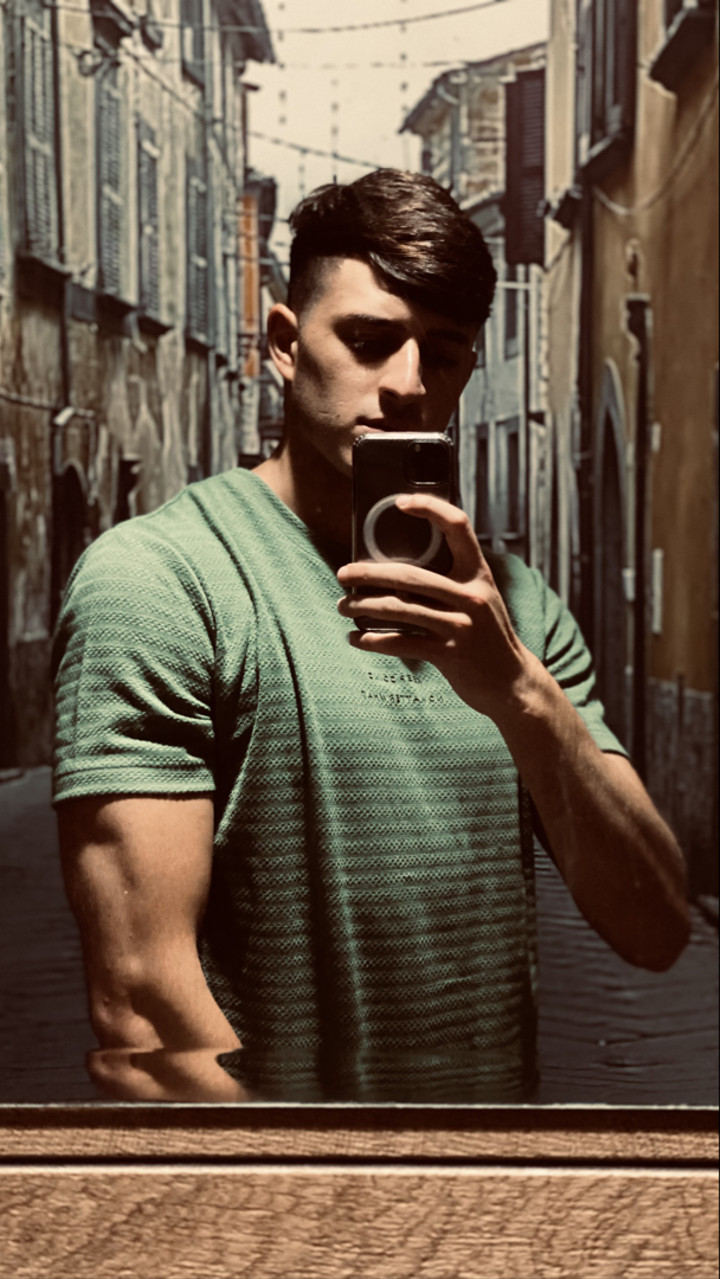 محتوى سناب شات لـ hamadi_kroos
