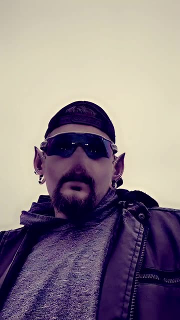 Preview for a Spotlight video that uses the Dark Elf Lens