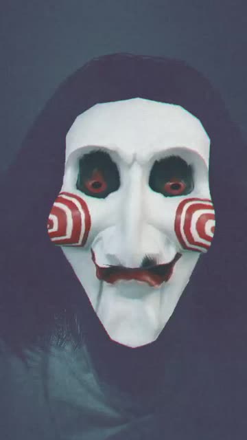 Preview for a Spotlight video that uses the jigsaw Lens
