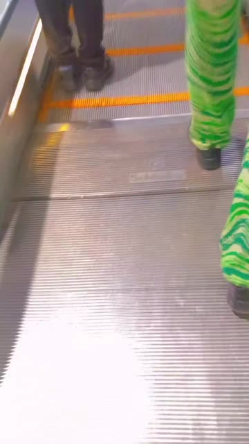 Preview for a Spotlight video that uses the Indie Kid Lens
