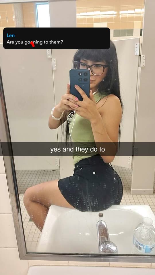 awtinylatina