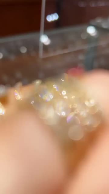 Preview for a Spotlight video that uses the ZoZ Lens
